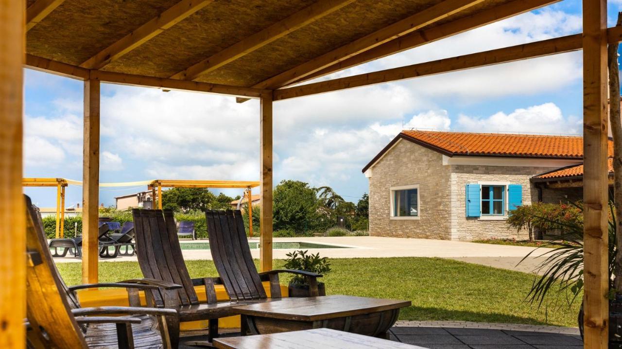 Velanera Hotel & Restaurant Šišan Buitenkant foto